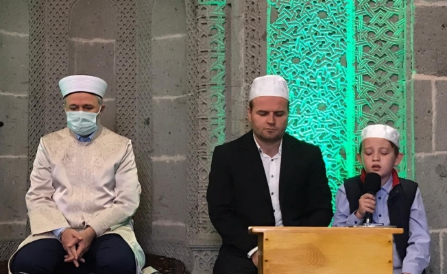 Mevlid-i Nebi haftasında ‘Aileler camide buluşuyor’ programı düzenlendi