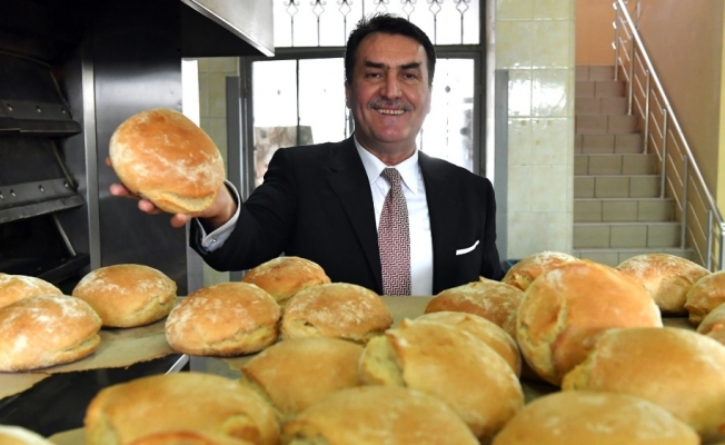 Osmangazi’de her gün 6 bin ekmek dağıtılıyor