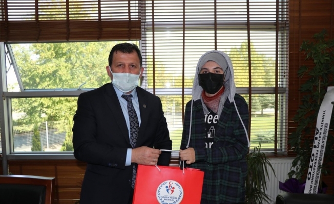 Şampiyonlardan Kabakcı’ya ziyaret