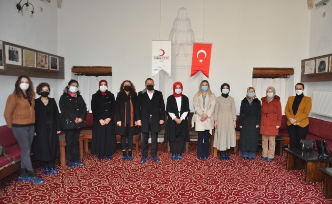 Türk Kızılay Afyonkarahisar Şubesi Kadın Kolları teşkilatı kuruldu