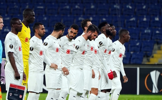 UEFA Avrupa Ligi: Karabağ: 1 - Sivasspor: 0 (Maç devam ediyor)