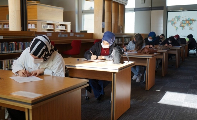 Yazarlık kursları için yazılı mülakat yapıldı