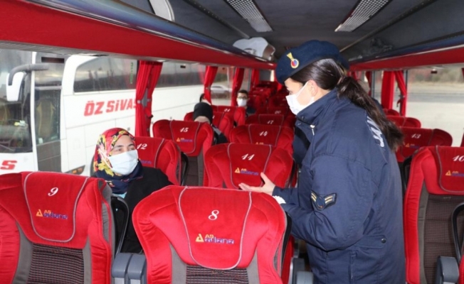 Yozgat’ta jandarma ekipleri kadına yönelik şiddete dikkat çekti