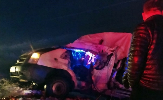 Yüksekova’da trafik kazası: 1 ölü, 1 yaralı