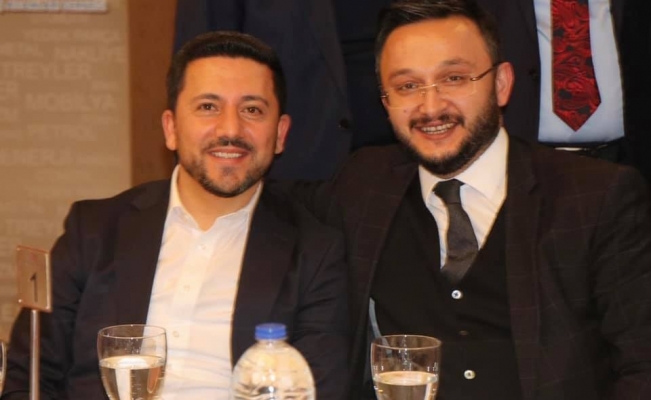 AK Parti İl Başkanı Yanar, “Belediye Başkanımız Arı’ya yapılan saldırıyı şiddetle kınıyorum”