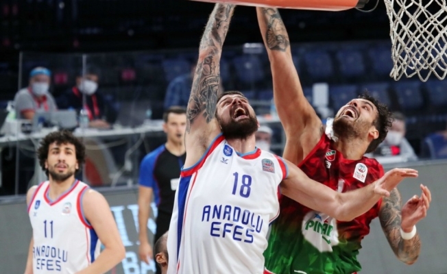 Basketbol Süper Ligi: Anadolu Efes: 74 - Pınar Karşıyaka: 61