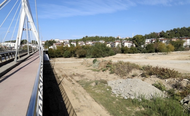 Manavgat Zeynel Şenol Araç köprüsü etrafına düzenleme
