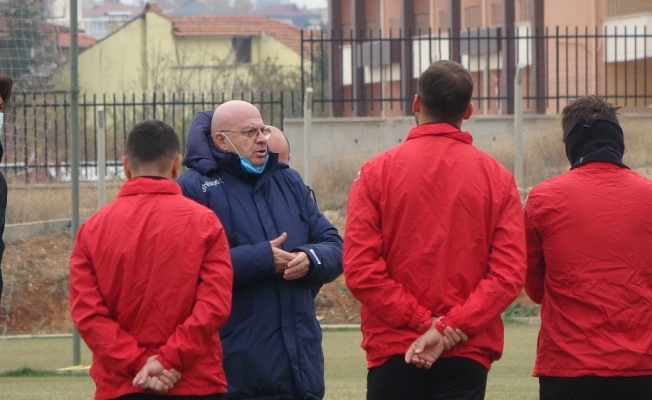 Uşakspor şampiyonluk hayalini gerçekleştirmek istiyor