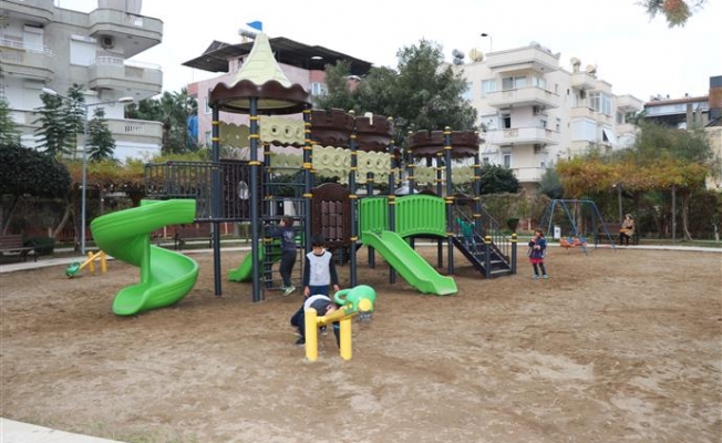 Alanya'da çocuk parkları yenileniyor