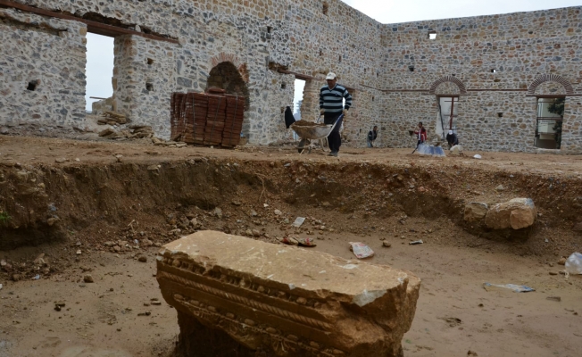 Alanya Gülevşen Camii’nin  ana duvarları tamamlandı