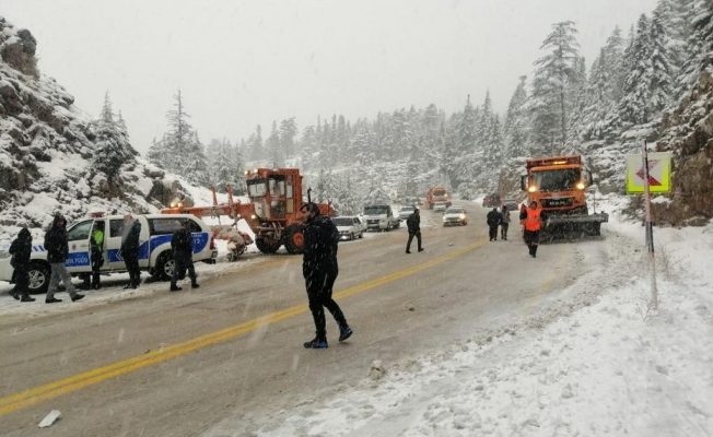 Alanya-Konya karayolunda trafik kazası: 2 ölü, 5 yaralı