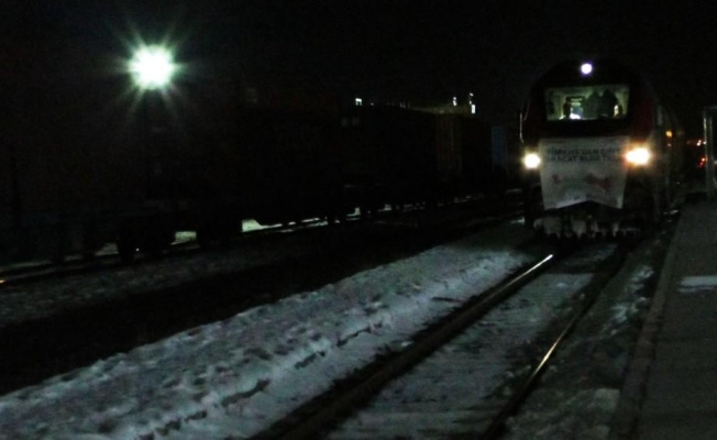 Çin’e bor taşıyan ihracat treni sınır kenti Kars’a geldi