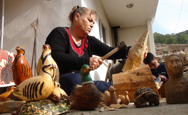 Kadının küçük yaşlarda keşfettiği yetenekleri gelir kapısı oldu