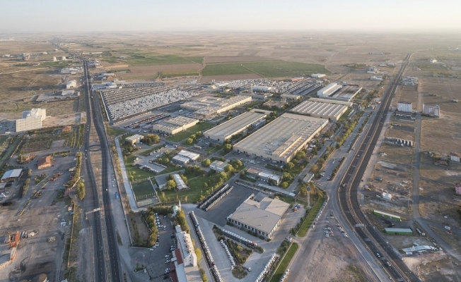 Mercedes-Benz Türk’ten 1 milyar euroluk ihracat