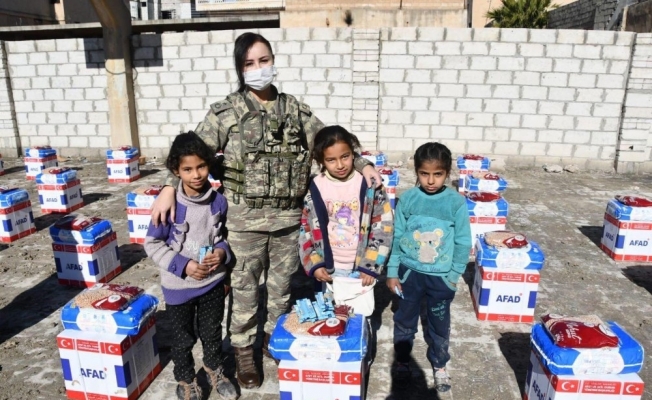 Türk Silahlı Kuvvetleri’nden Rasulaynlı ihtiyaç sahiplerine gıda yardımı