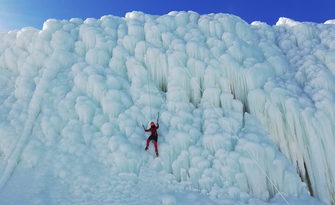 Türkiye’nin tek yapay buz dağı dağcıların gözdesi oldu