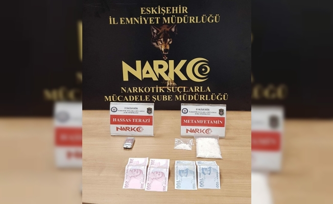 Uyuşturucu satışı yapan 3 kişi tutuklandı