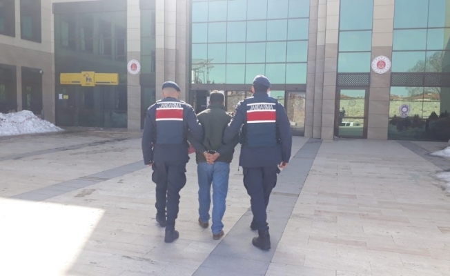 10 yıl hapis cezası ile aranan şahıs yakalandı