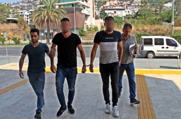 Alanya’da uyuşturucu taciri 2 kardeşe ceza yağdı