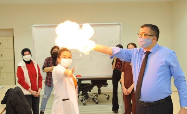 Çan Belediyesi ile gençler bilim ışığında ilerliyor