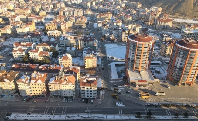 Gazi Caddesindeki altyapı çalışmaların startını Başkan Savran verdi