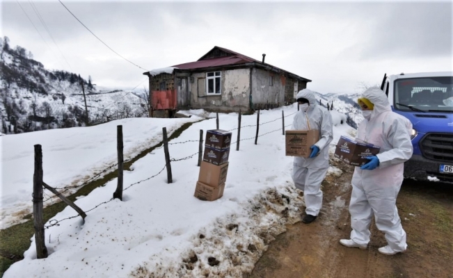Karantina mahallesine Altınordu Belediyesi’nden yardım