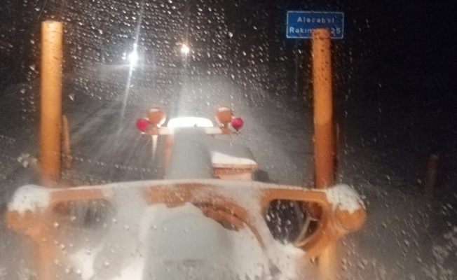 Konya Antalya karayolunda kar yağışı etkili oldu