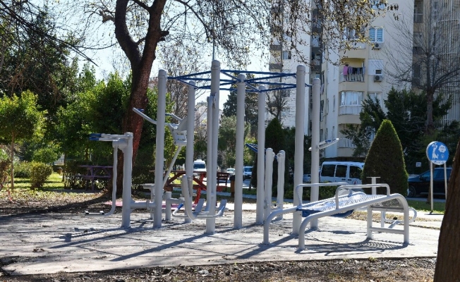 Muratpaşa’da yangında zarar gören park yenilendi