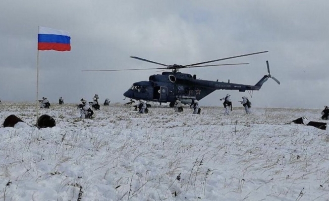 Rusya, Japonya sınırında askeri tatbikatlara başladı