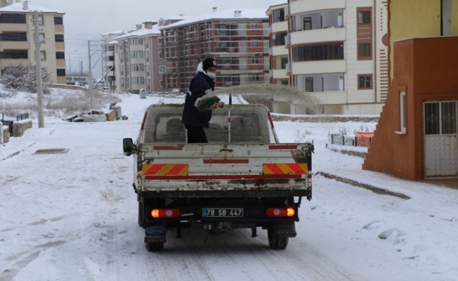 Safranbolu Belediyesi’nden buzlanmalara karşı önlem