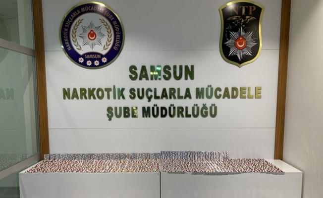 Samsun’da 5 bin 32 kapsül uyuşturucu hapla yakalanan 2 kişi gözaltında
