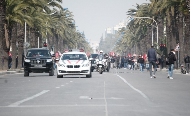Tunus’ta Ennahda Partisi destekçileri gösteri düzenledi
