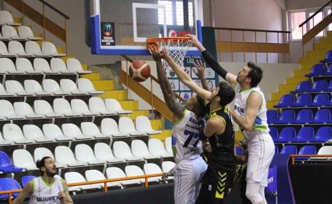 Türkiye Basketbol Ligi: Balıkesir Büyükşehir Belediyespor: 85 - İstanbul Basket: 79