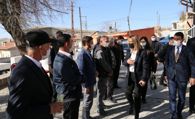 Vali Becel, Bozca köyünü ziyaret etti