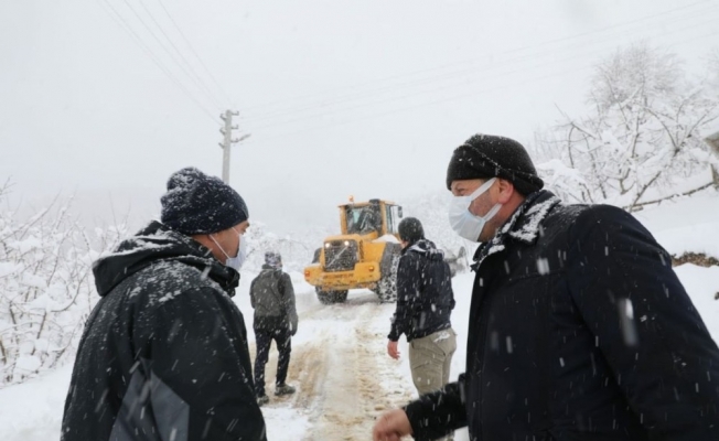 Vali Kaldırım, karla mücadele çalışmalarını yerinde inceledi