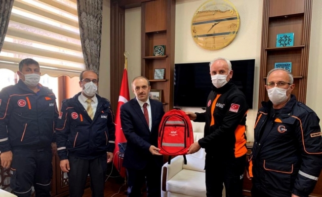 AFAD heyeti Deprem Haftası dolayısıyla Vali Cüneyt Epcim’i ziyaret etti