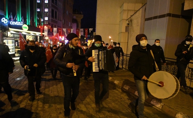 Artvin’de sessiz fener alayı