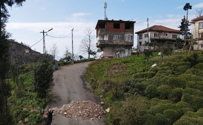 Baz istasyonuna değil kurulduğu yere karşı