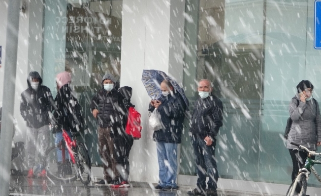 Çanakkale’de kar yağışı başladı