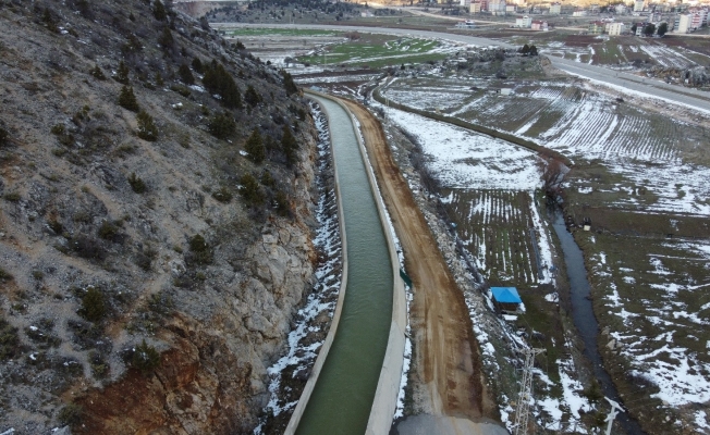 Eriyen kar suları Beyşehir Gölü’nü besliyor