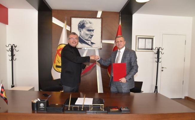 Eskişehirspor Hatıra Ormanı için imzalar atıldı