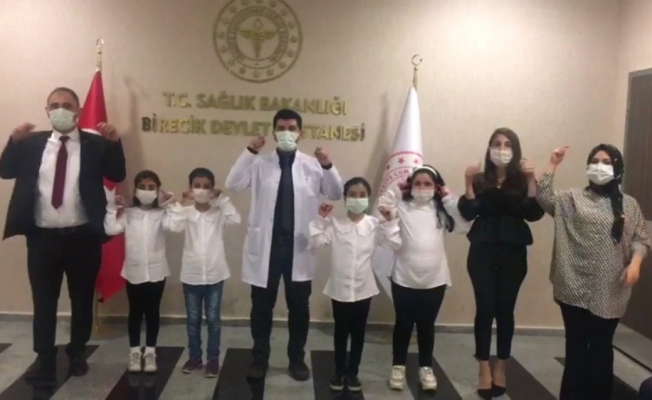 İlkokul öğrencileri pandemiyle ilgili kamu spotu hazırladı