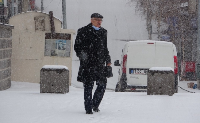 Kara kış geri geldi