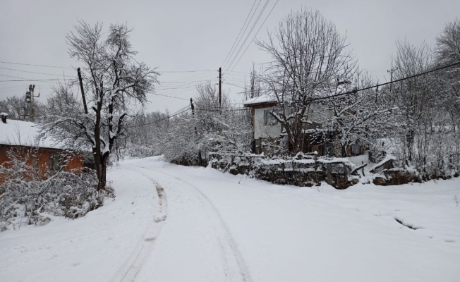 Karabük’te yüksek kesimlerde kar kalınlığı 20 cm’ye ulaştı
