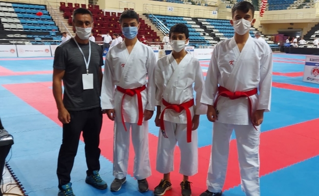 Karateciler Yalova’da Sivas’ı temsil edecek