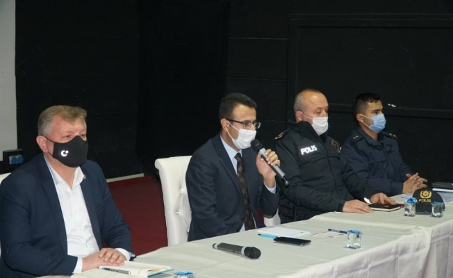 Muhtar ve azalara afet farkındalık eğitimi verildi