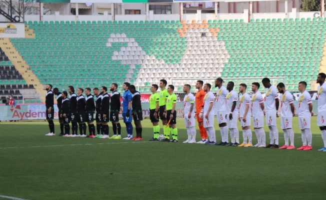 Süper Lig: Yukatel Denizlispor: 0 - Yeni Malatyaspor: 1 (Maç devam ediyor)