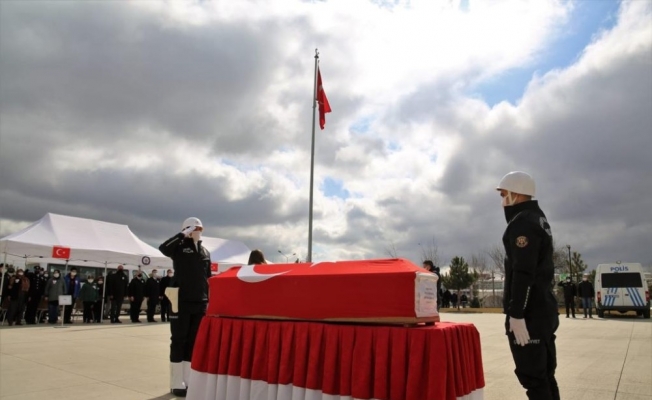 Vefat eden polis memuru için tören düzenlendi