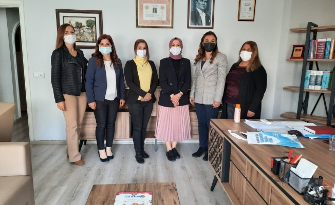 Alanya’da Ak Kadınlardan Avukatlar Günü ziyareti