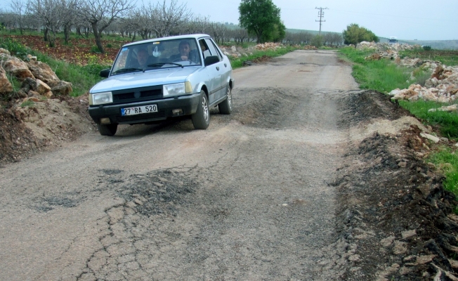 Araban’da kırsal mahalle yolları onarılmayı bekliyor